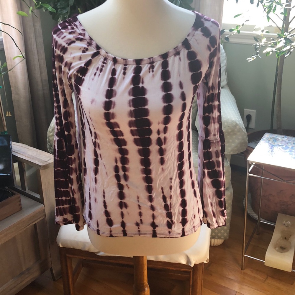Chaser flared sleeve women’s shirt.